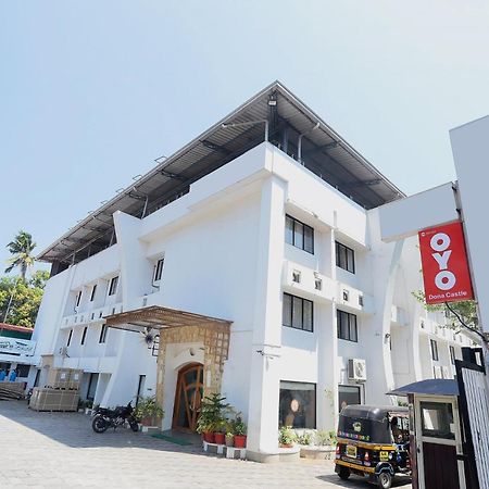 מלון קולאם Super Townhouse Dona Castle מראה חיצוני תמונה