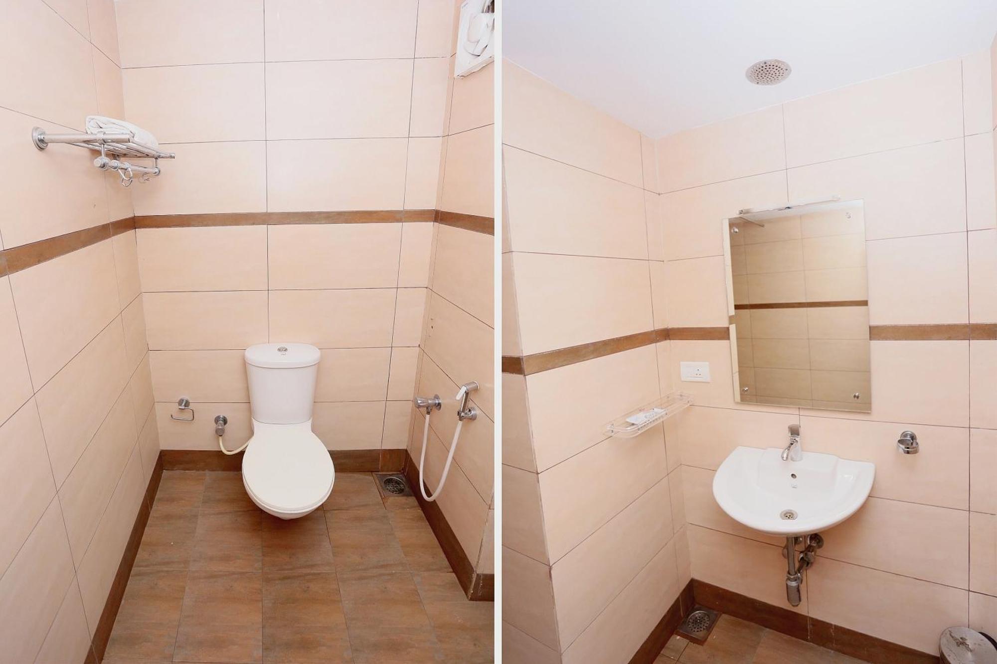 מלון קולאם Super Townhouse Dona Castle מראה חיצוני תמונה